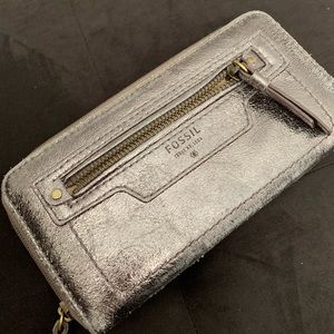 Fossil wallet